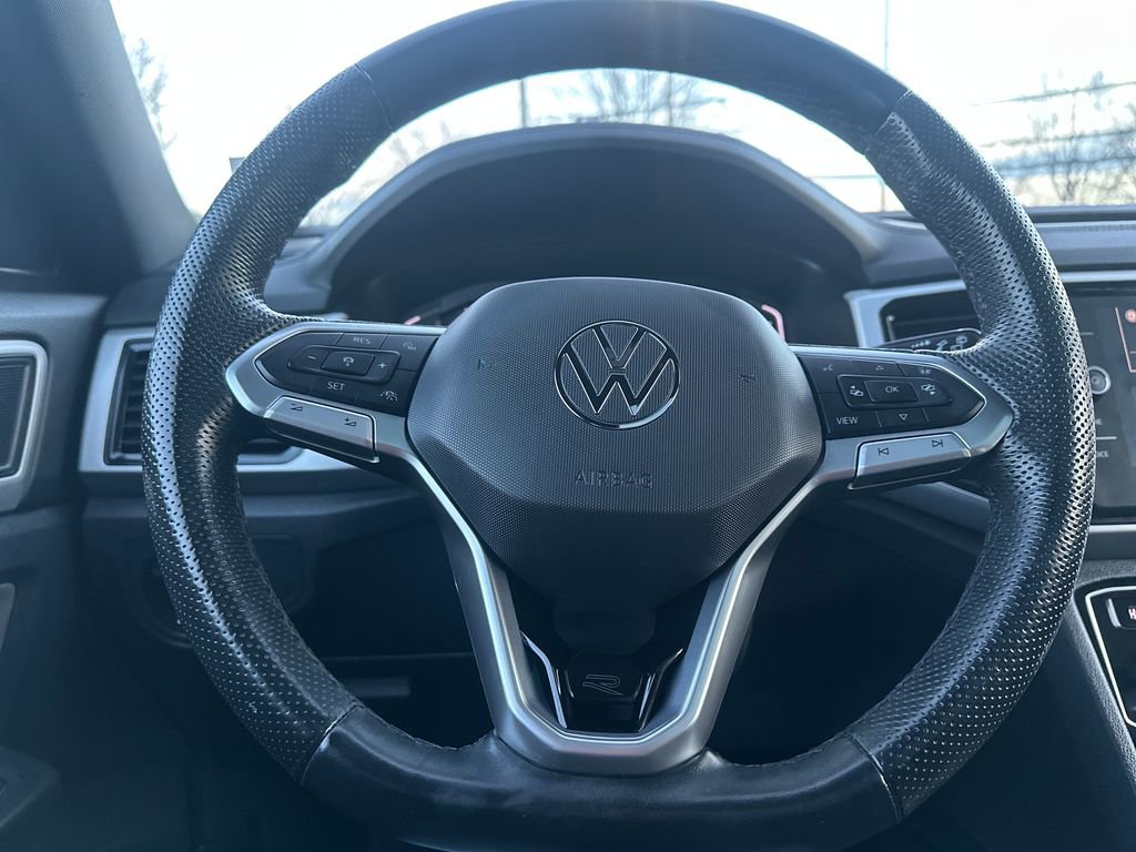 Used 2022 Volkswagen Atlas Cross Sport SEL R-Line image 7