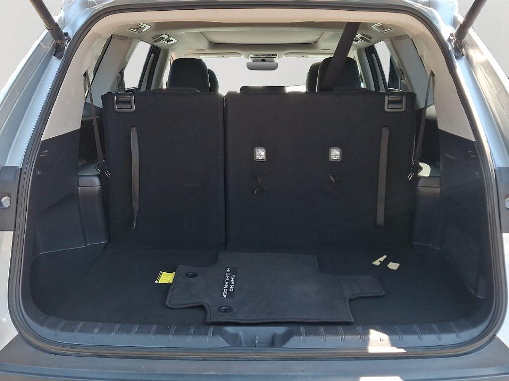 Used 2025 Toyota Grand Highlander FWD image 28