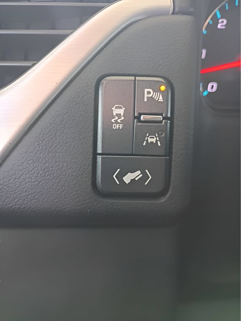 Used 2019 GMC Yukon SLE w/ SLE Value Package RWD image 22
