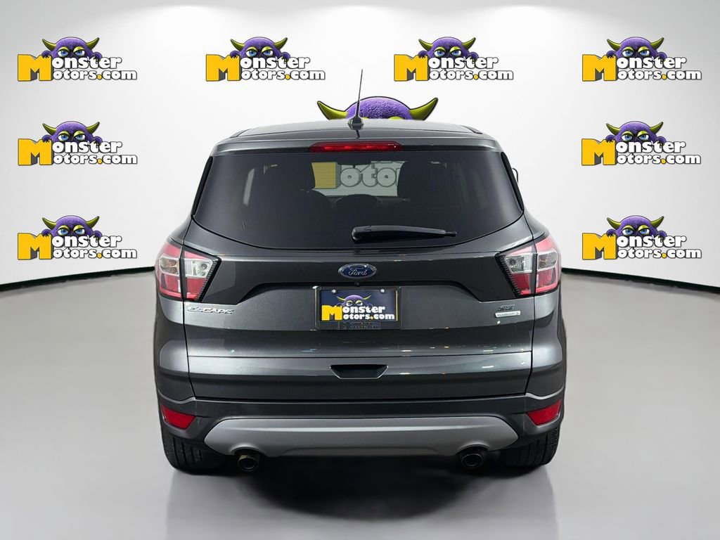 Used 2017 Ford Escape SE image 6