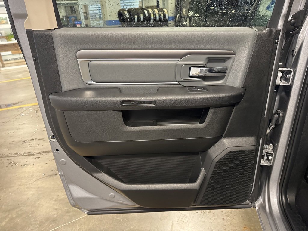 Used 2023 RAM 1500 Classic SLT w/ Trailer & Traction Group image 27