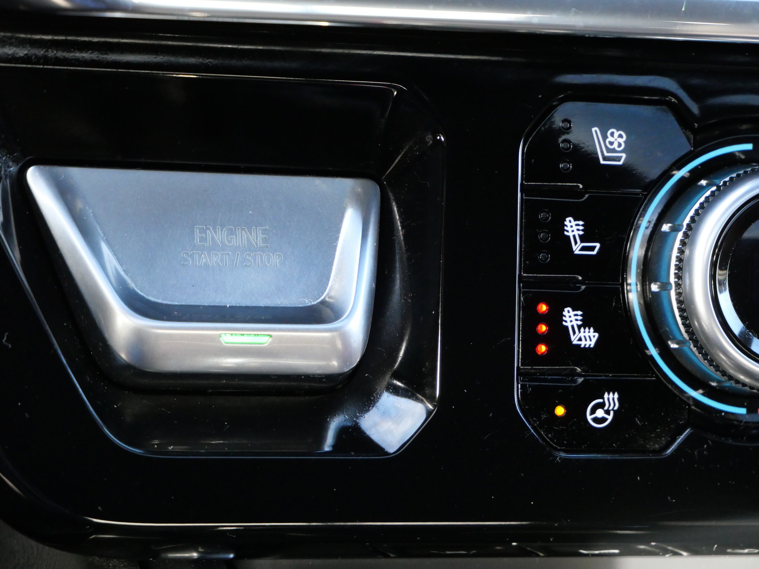 Used 2023 GMC Sierra 1500 Denali Ultimate AWD/4WD image 30