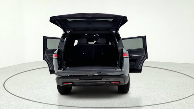 Used 2026 Rivian R1S Adventure AWD/4WD image 17