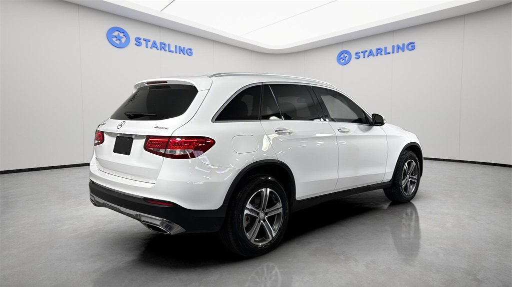 Used 2017 Mercedes-Benz GLC 300 4MATIC image 9