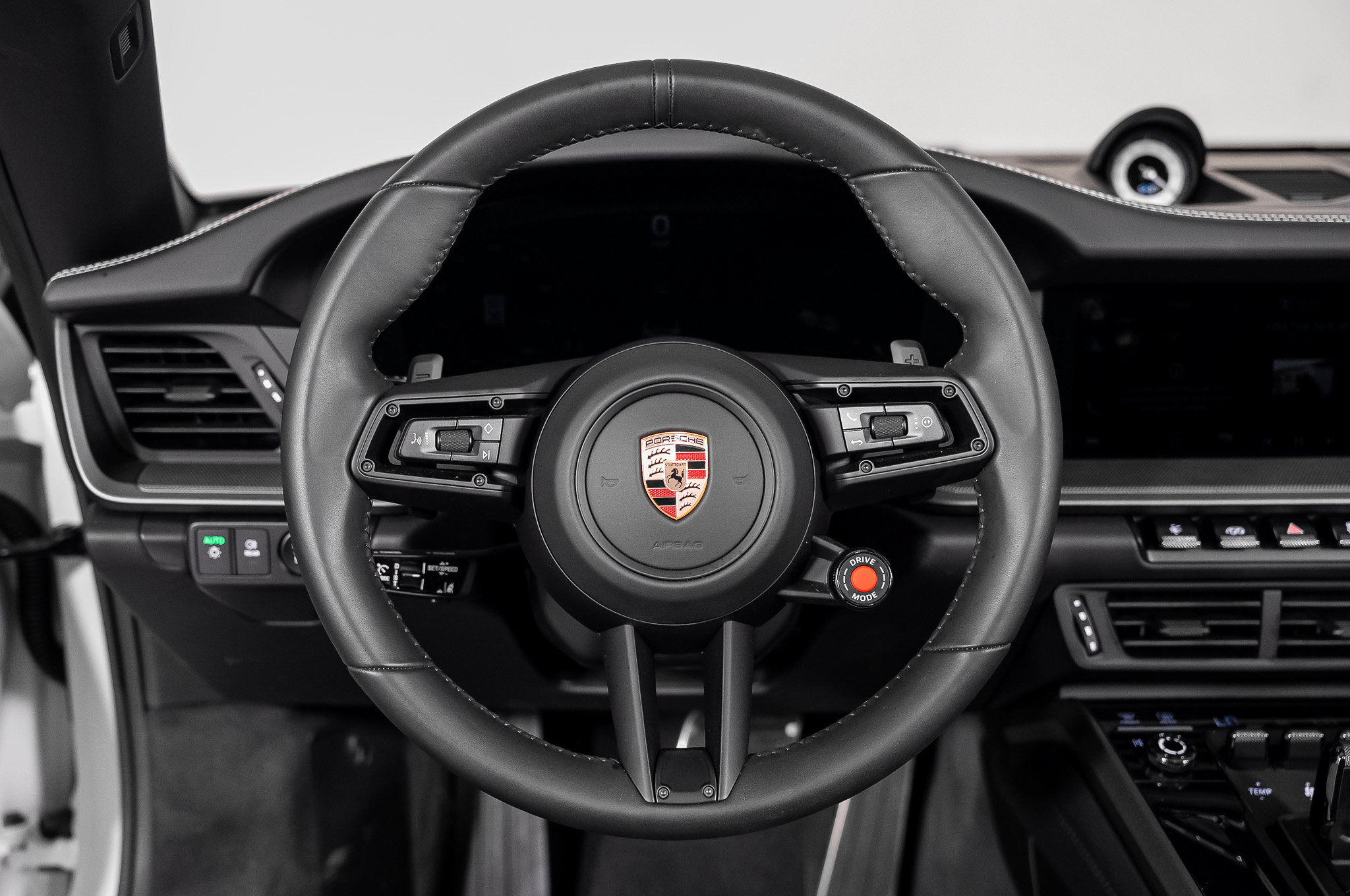 Used 2026 Porsche 911 Carrera RWD image 43
