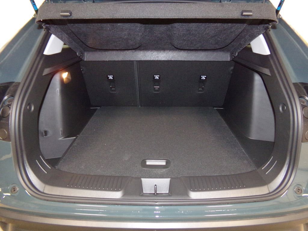 New 2025 Chevrolet Trax LT w/ Driver Confidence Package image 27