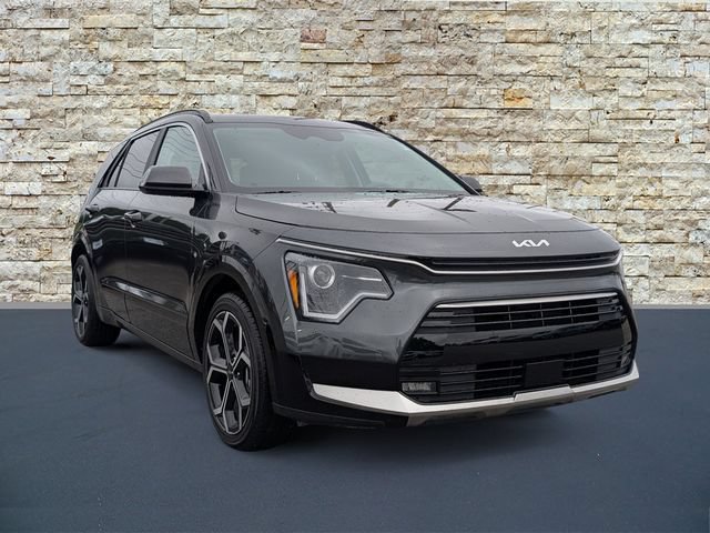 Certified 2025 Kia Niro EX Touring FWD image 2
