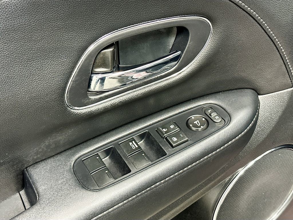 Used 2019 Honda HR-V EX-L image 16