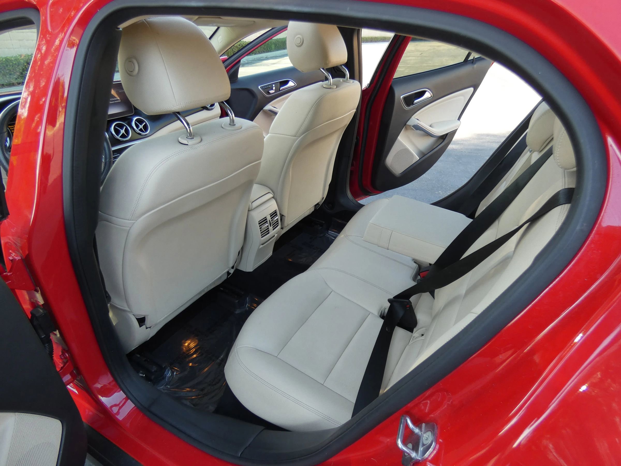 Used 2019 Mercedes-Benz GLA 250 image 44