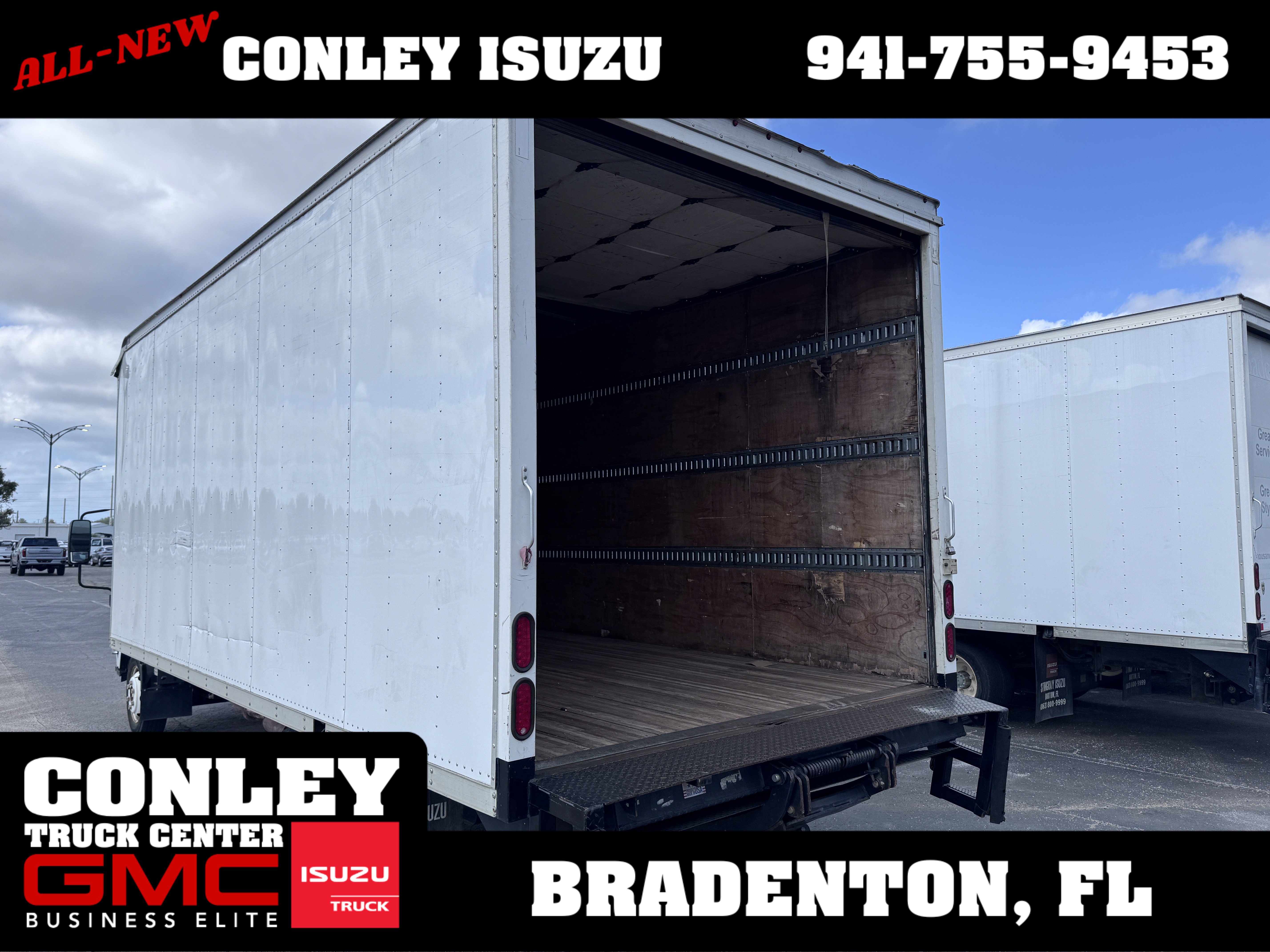 Used 2018 Isuzu NPR RWD image 5