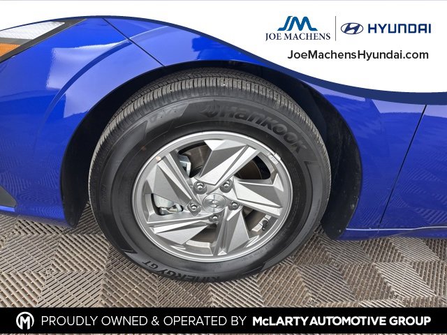 Used 2025 Hyundai Elantra SE image 31