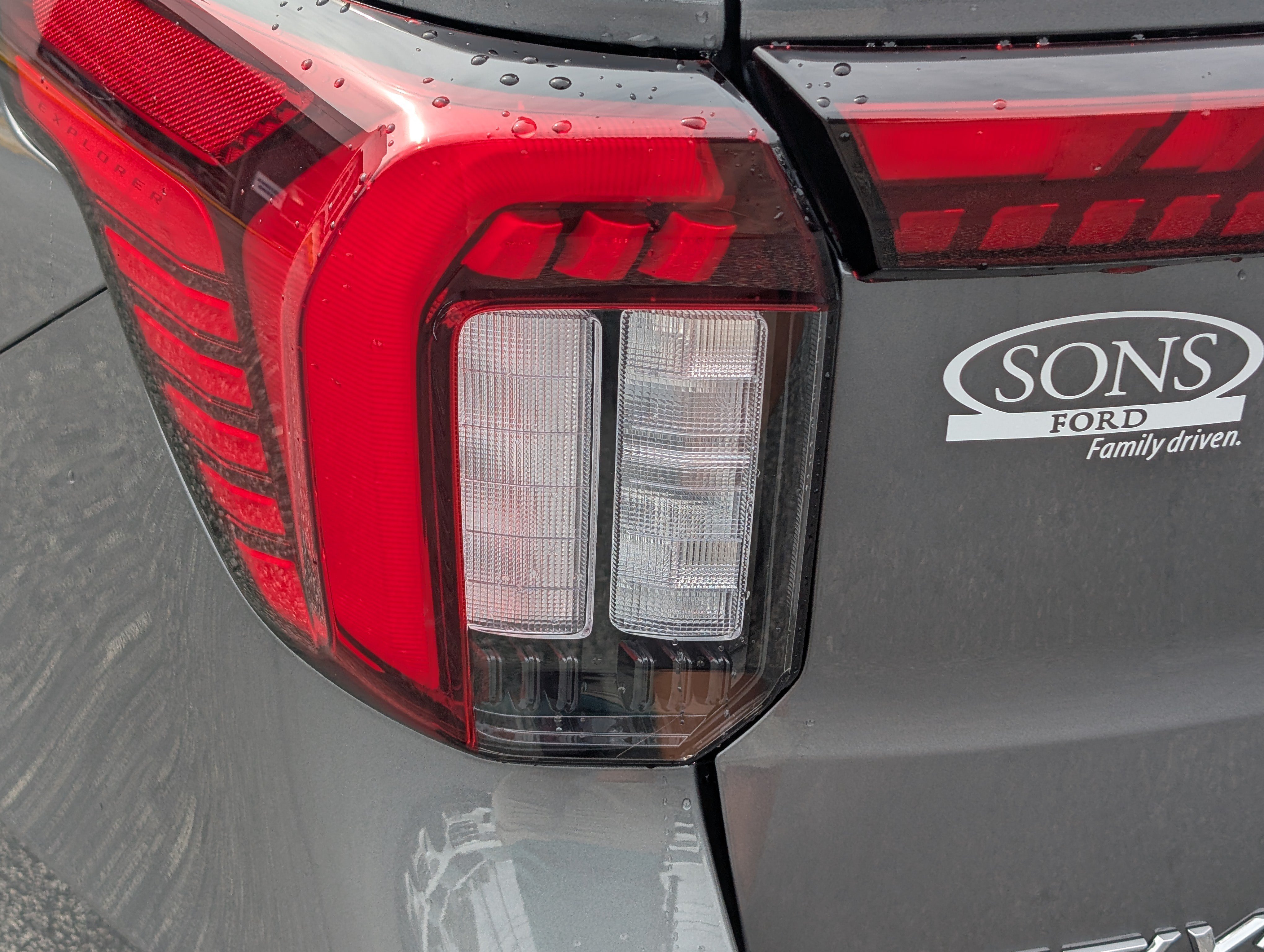 New 2026 Ford Explorer Active RWD image 12