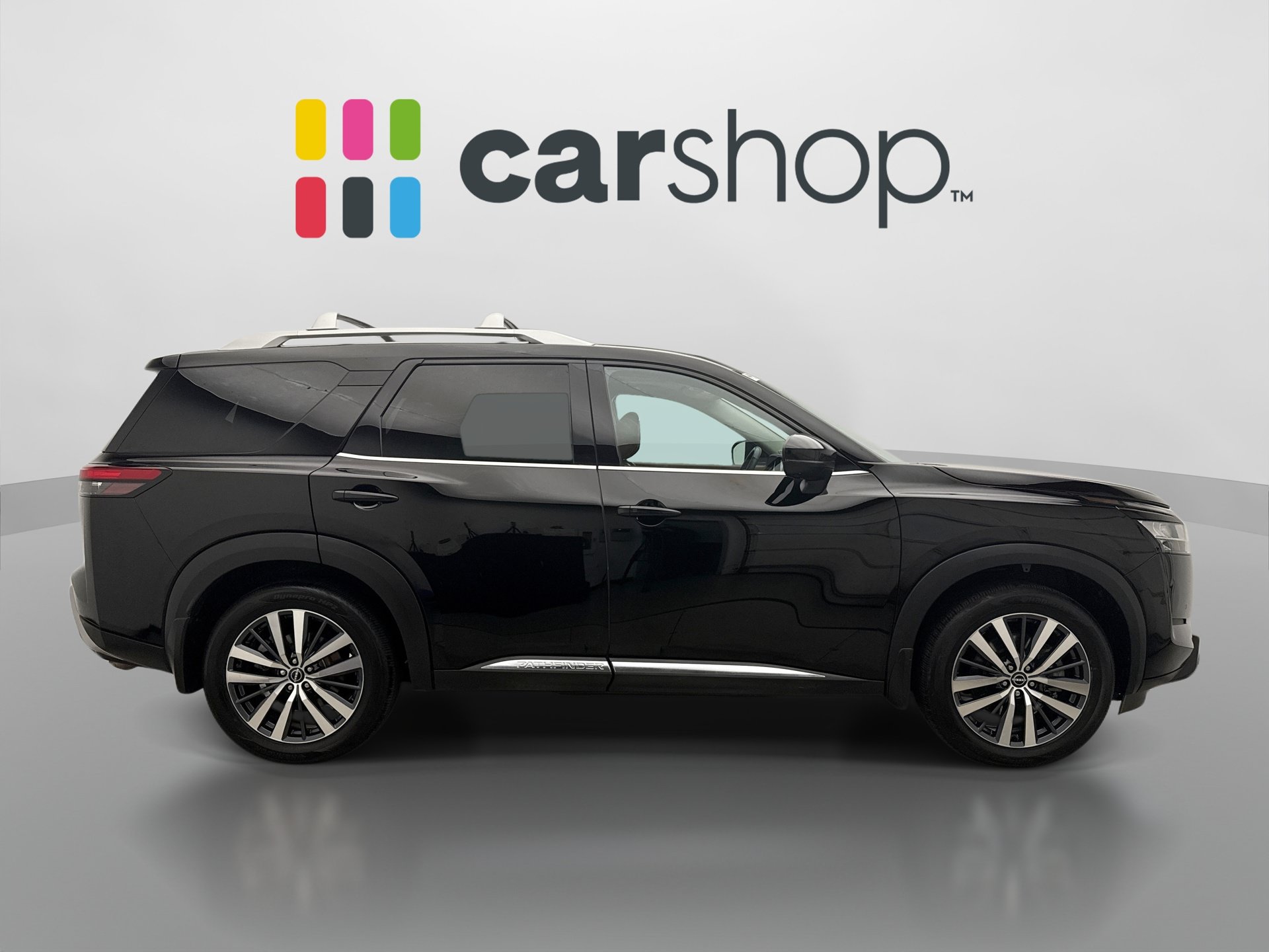 Used 2022 Nissan Pathfinder Platinum w/ Cargo Package AWD/4WD image 6