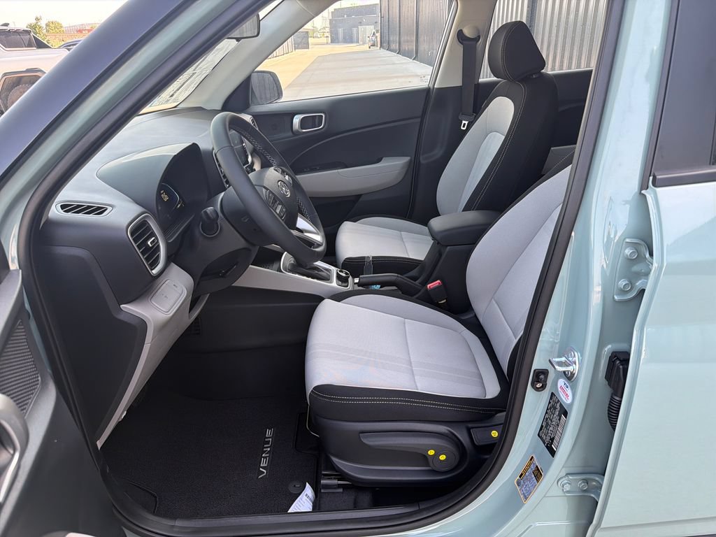 New 2026 Hyundai Venue SEL FWD image 12