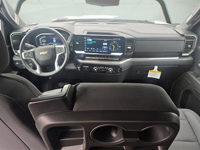 Certified 2024 Chevrolet Silverado 2500 LT w/ Convenience Package image 11