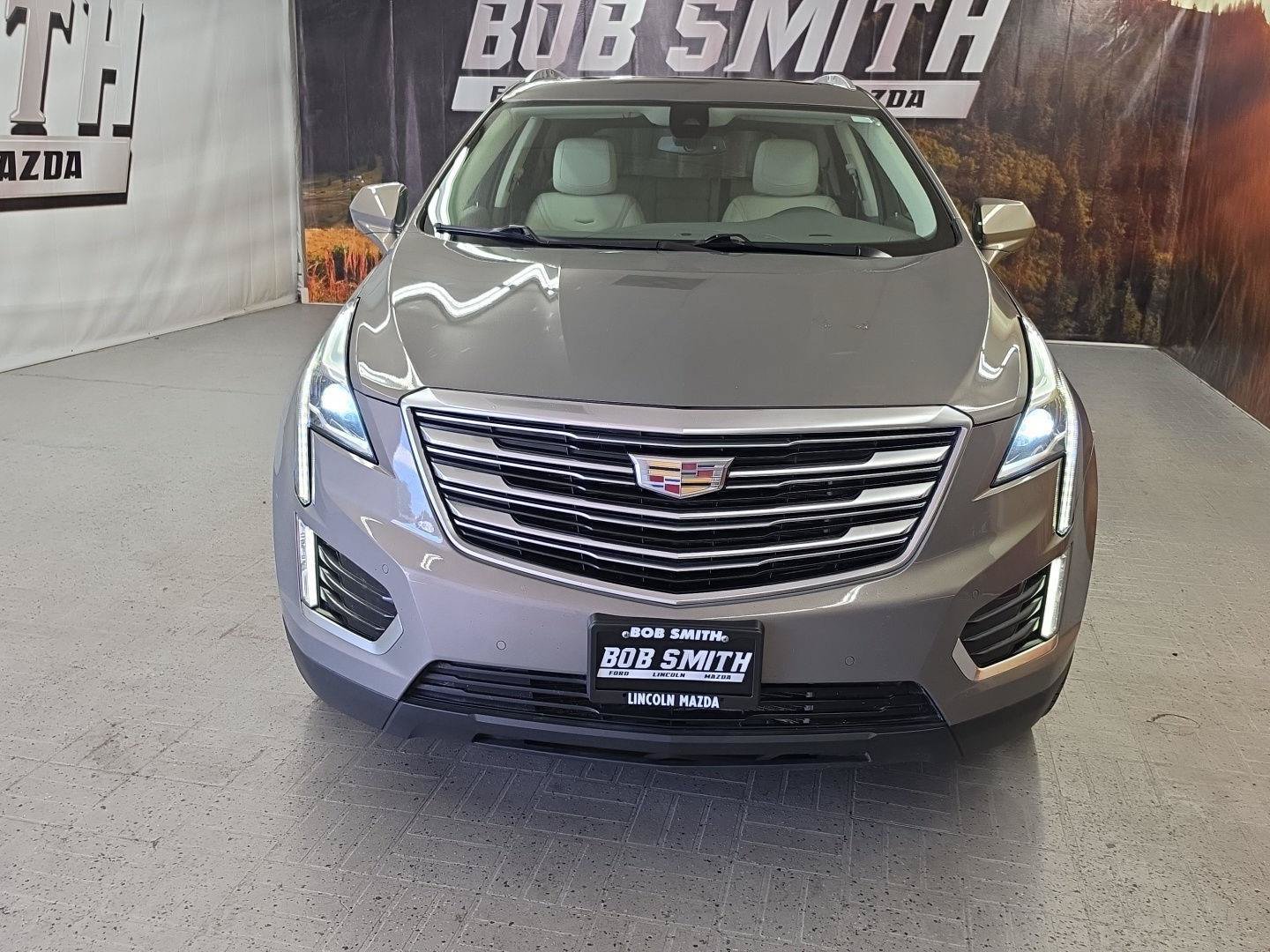 Used 2018 Cadillac XT5 Premium Luxury AWD/4WD image 17