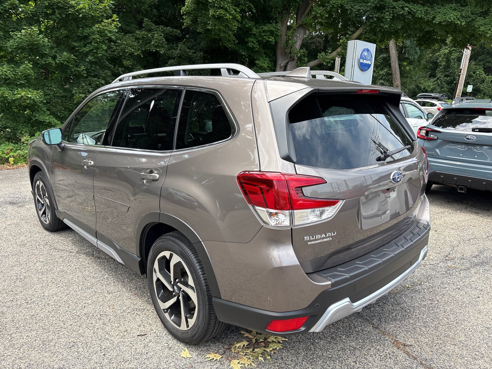 Used 2023 Subaru Forester Touring AWD/4WD image 5