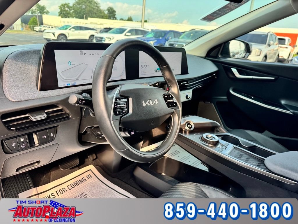 Used 2024 Kia EV6 Wind w/ Wind Technology Package AWD/4WD image 3
