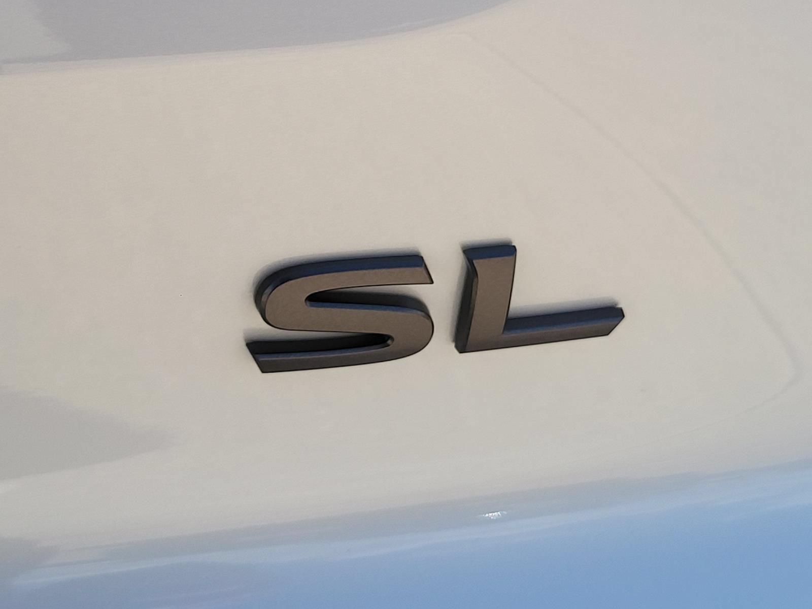 New 2026 Nissan Pathfinder SL FWD image 10