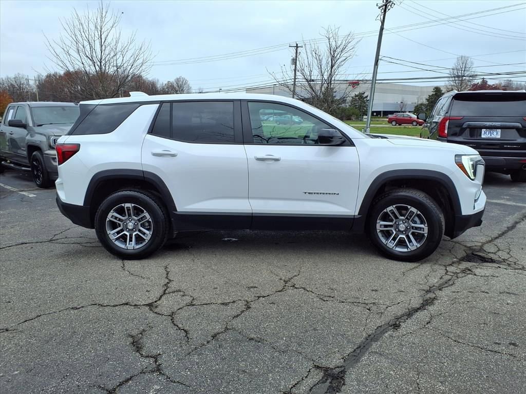 Certified 2025 GMC Terrain Elevation image 28