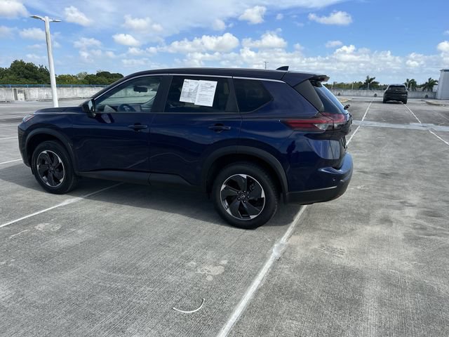 Used 2024 Nissan Rogue SV FWD image 33