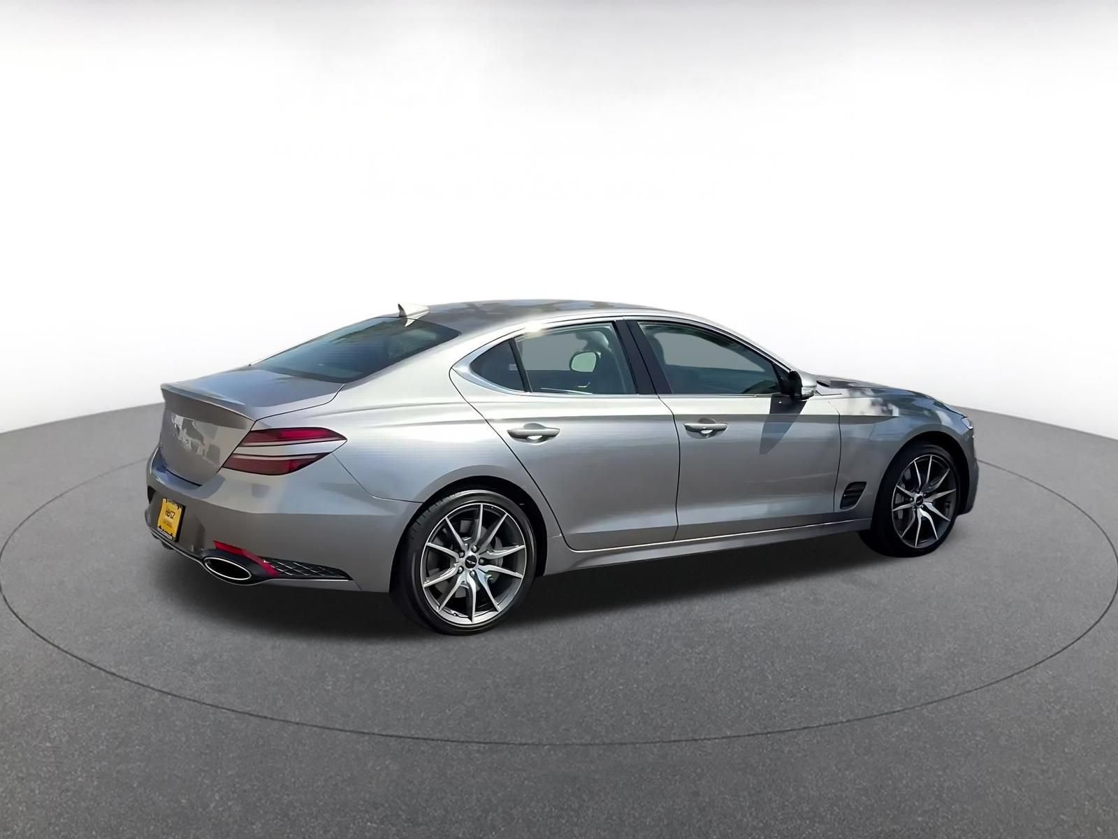 Used 2026 Genesis G70 2.5T RWD image 15