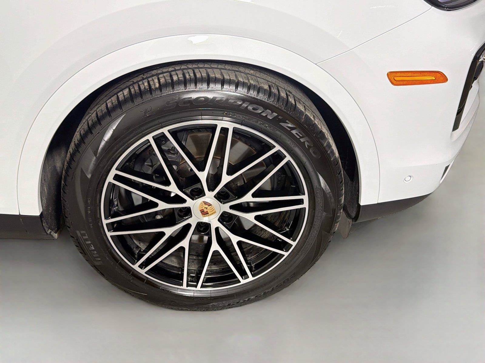 Certified 2026 Porsche Cayenne AWD/4WD image 14