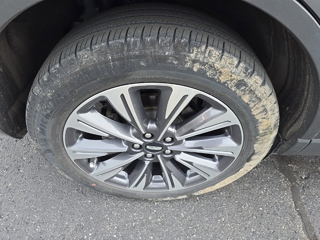 Used 2021 Lincoln Corsair Reserve image 5