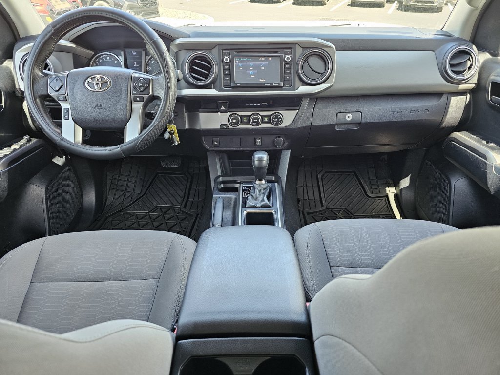 Used 2017 Toyota Tacoma SR5 w/ Tow Package RWD image 10