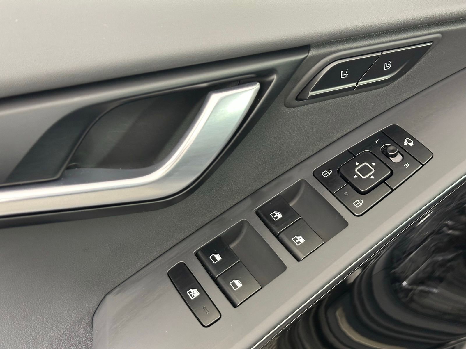 Used 2024 Kia Niro Wave image 41