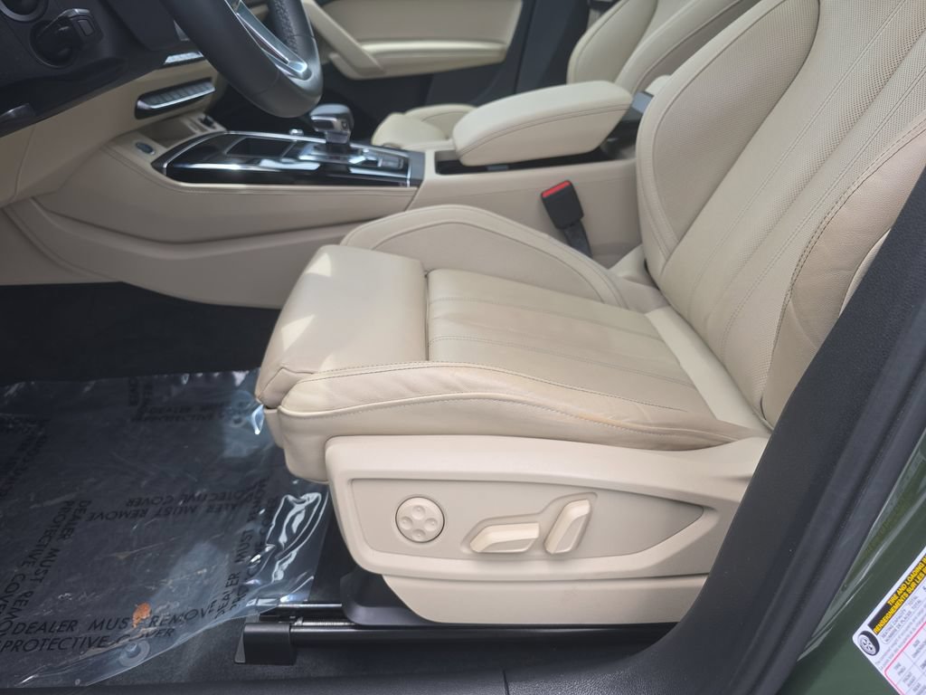 Used 2023 Audi Q5 2.0T Premium Plus w/ Premium Plus Package AWD/4WD image 26