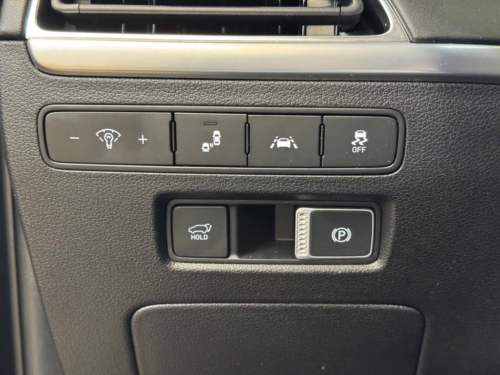 Used 2020 Hyundai Palisade Limited image 32