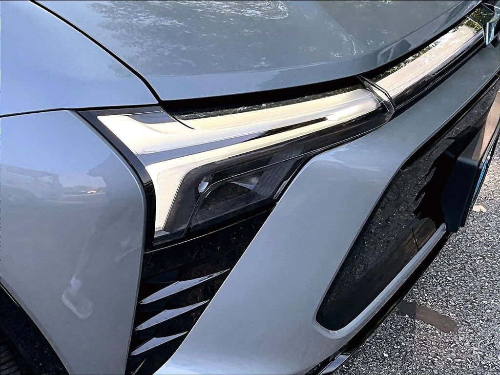 Used 2024 Chevrolet Blazer EV RS AWD/4WD image 30