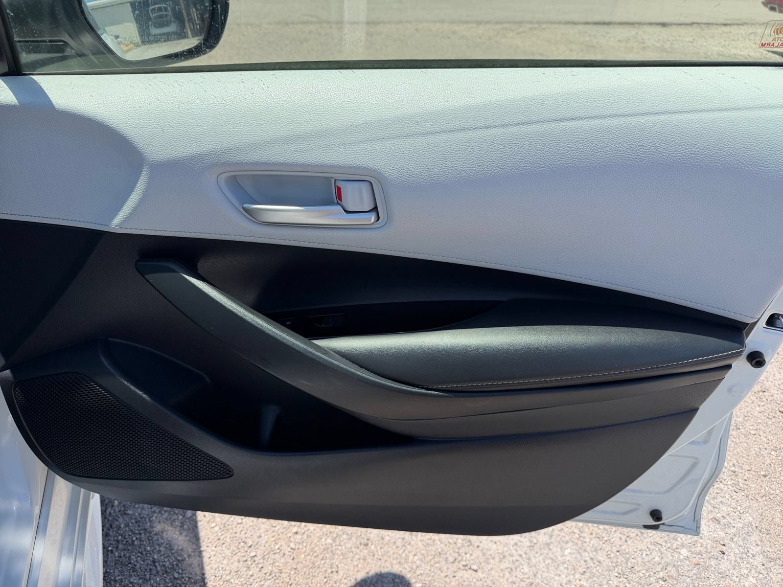 Used 2019 Toyota Corolla SE w/ SE Option Package FWD image 17