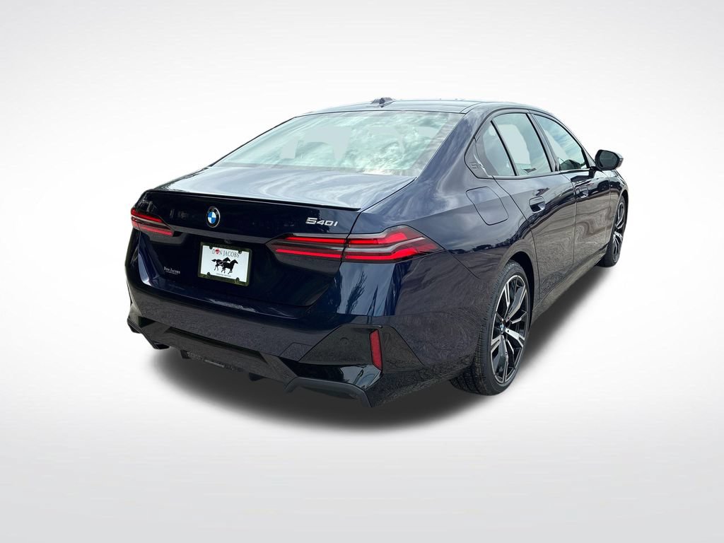 New 2027 BMW 540i xDrive w/ M Sport Package AWD/4WD image 3