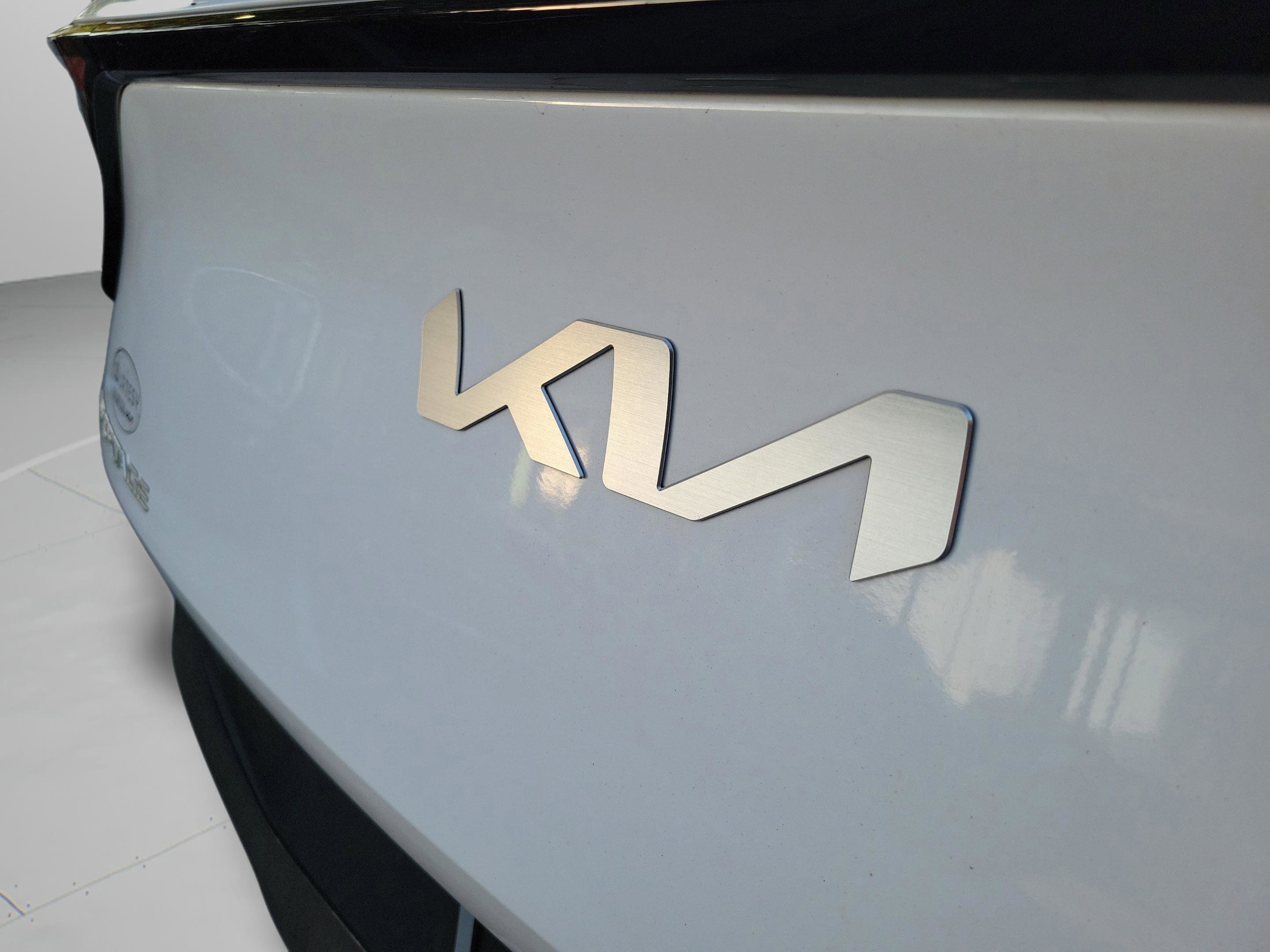 Certified 2023 Kia Sportage EX FWD image 30