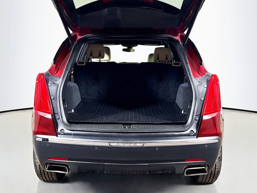 Used 2017 Cadillac XT5 FWD image 24