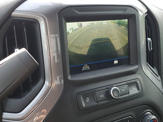 Used 2019 Chevrolet Silverado 1500 Custom w/ Custom Value Package AWD/4WD image 13