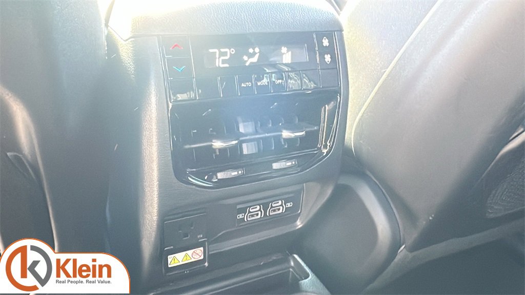 Used 2024 Jeep Grand Cherokee L Laredo w/ Luxury Tech Group I image 26