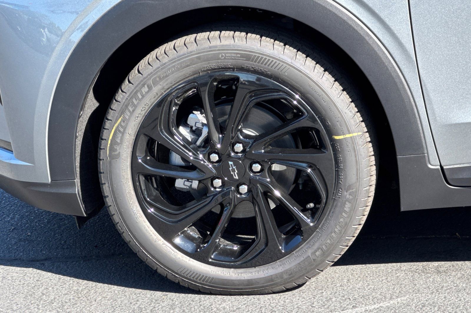 New 2027 Chevrolet Bolt RS w/ Technology Package FWD image 24