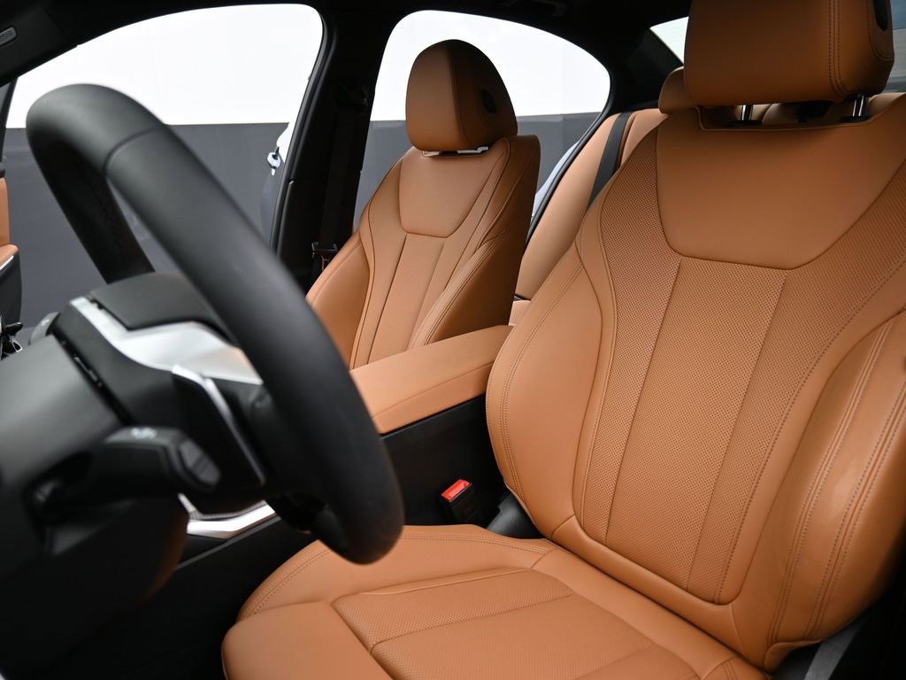 Used 2025 BMW 330i xDrive Sedan image 15