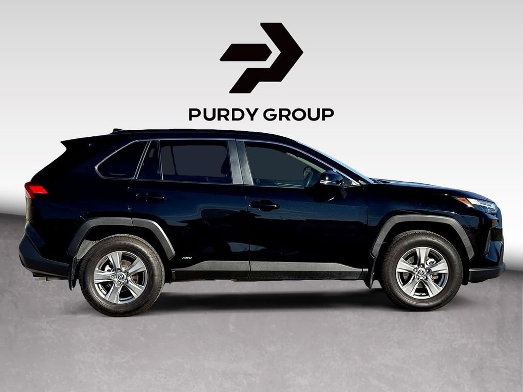 Used 2023 Toyota RAV4 XLE w/ Convenience Package image 9