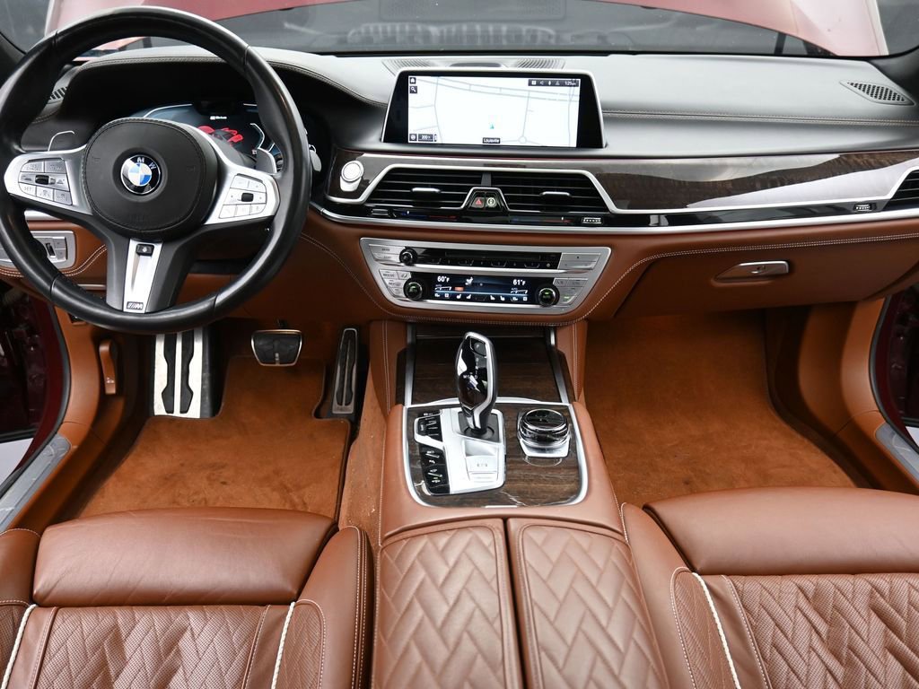 Used 2020 BMW 745e xDrive image 13