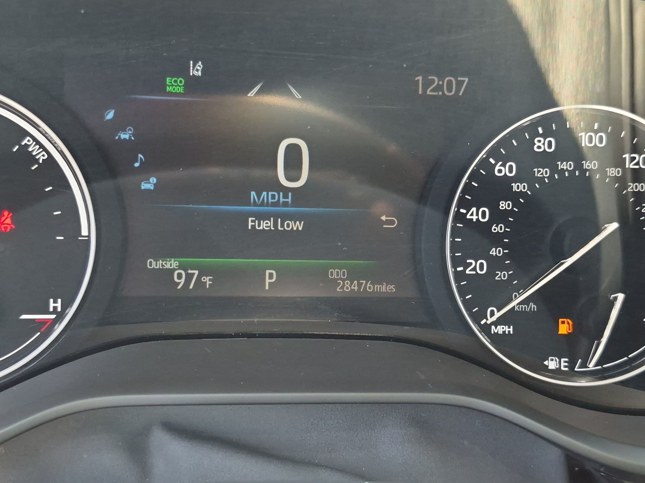 Used 2024 Toyota Sienna Platinum FWD image 22