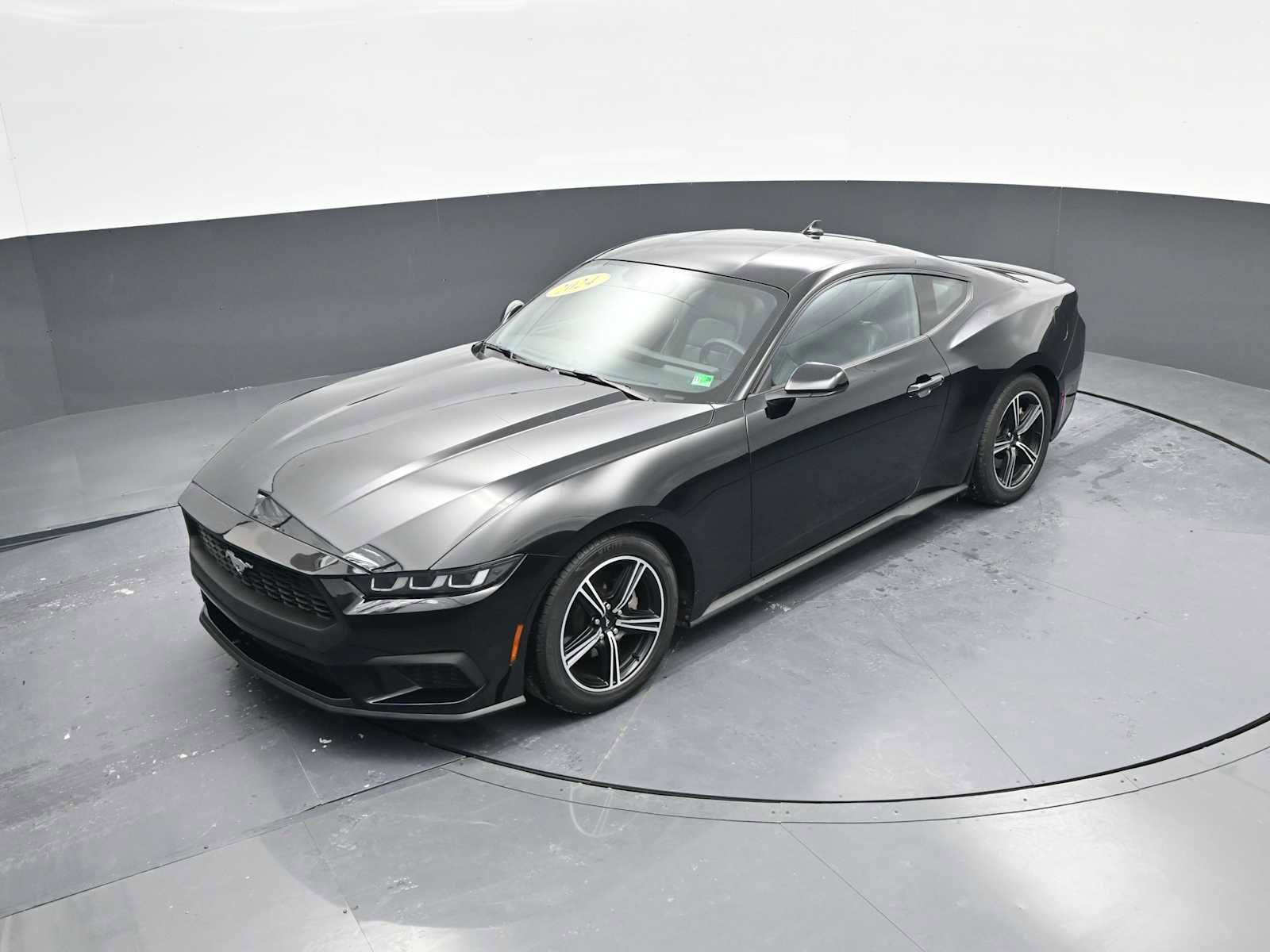 Used 2024 Ford Mustang Premium image 26