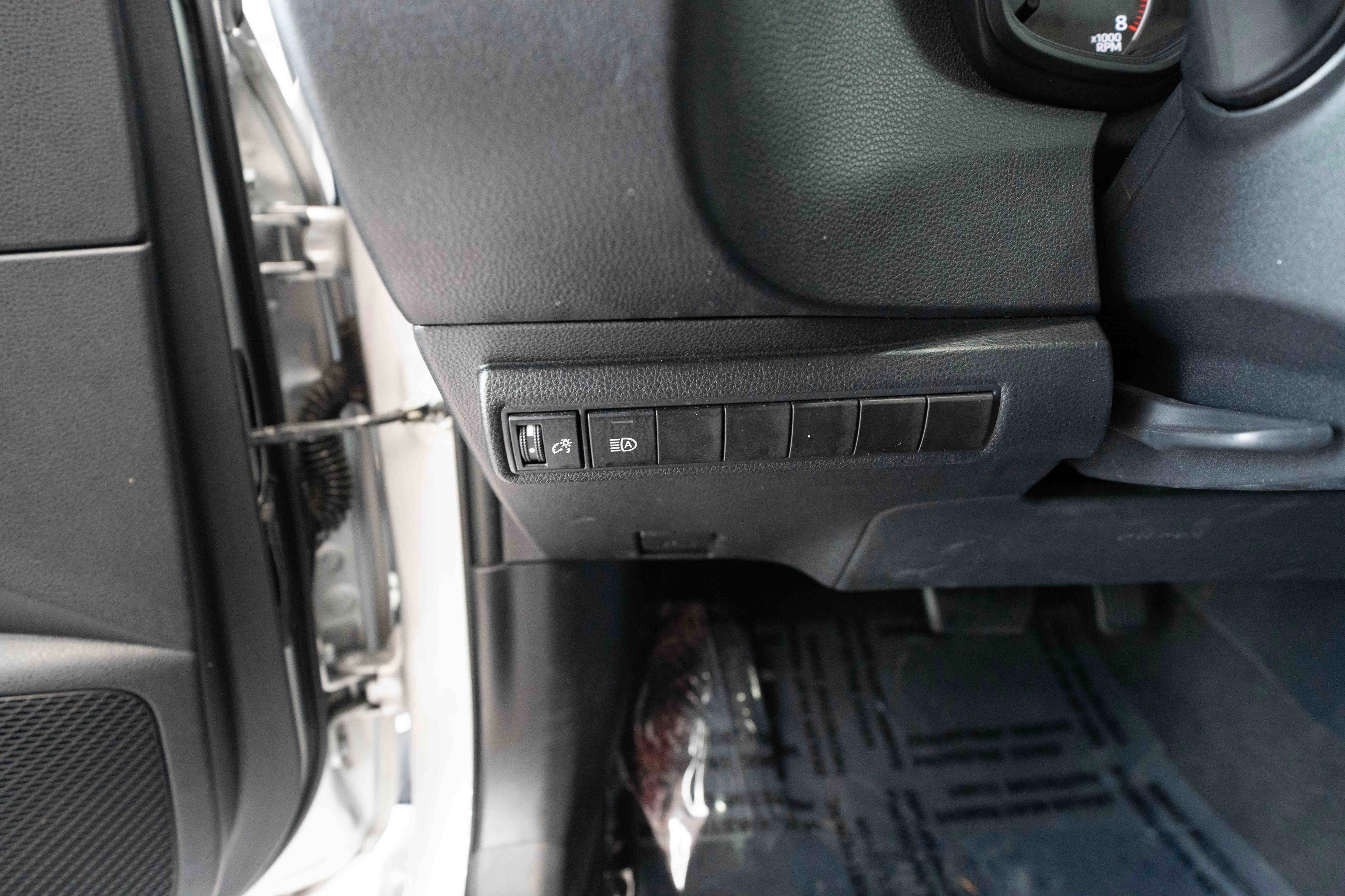 Used 2023 Toyota Corolla LE image 11