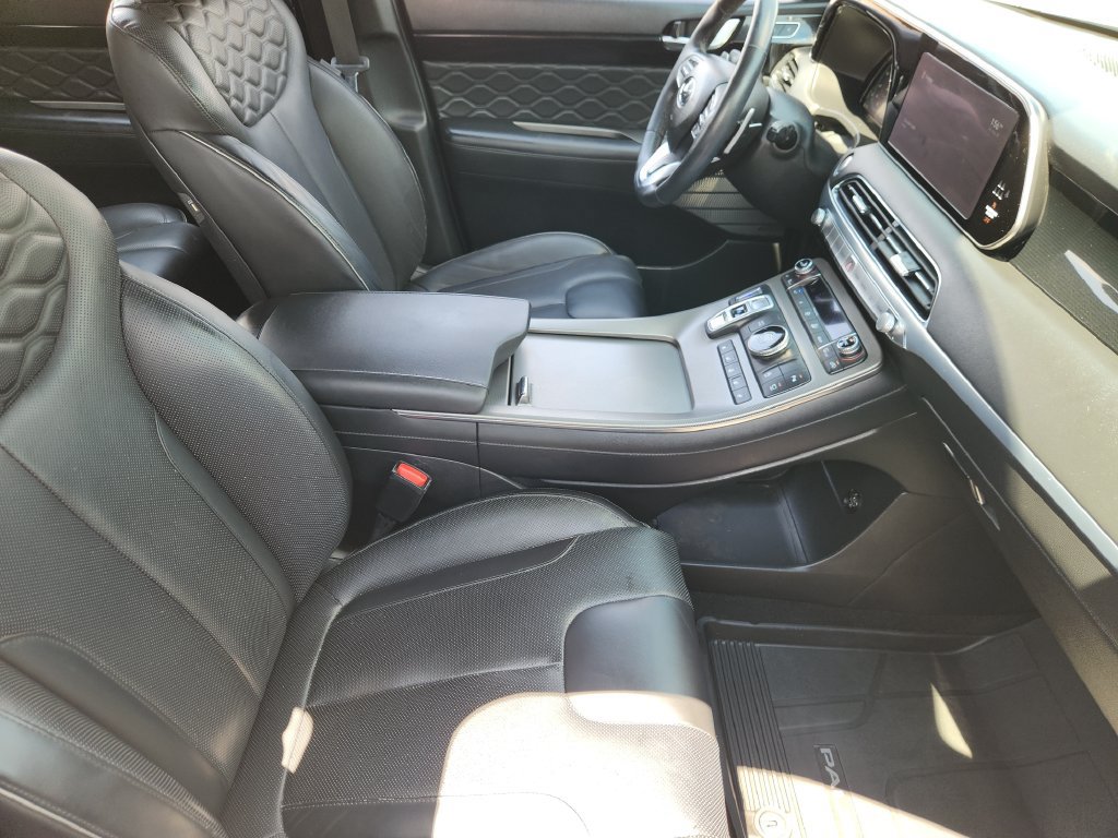 Used 2022 Hyundai Palisade Calligraphy w/ Winter Package FWD image 11