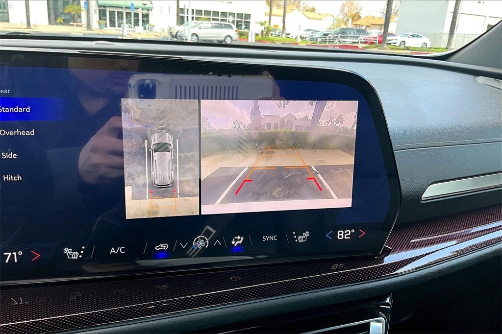 Used 2025 Chevrolet Traverse Z71 w/ Driver Confidence Package image 10