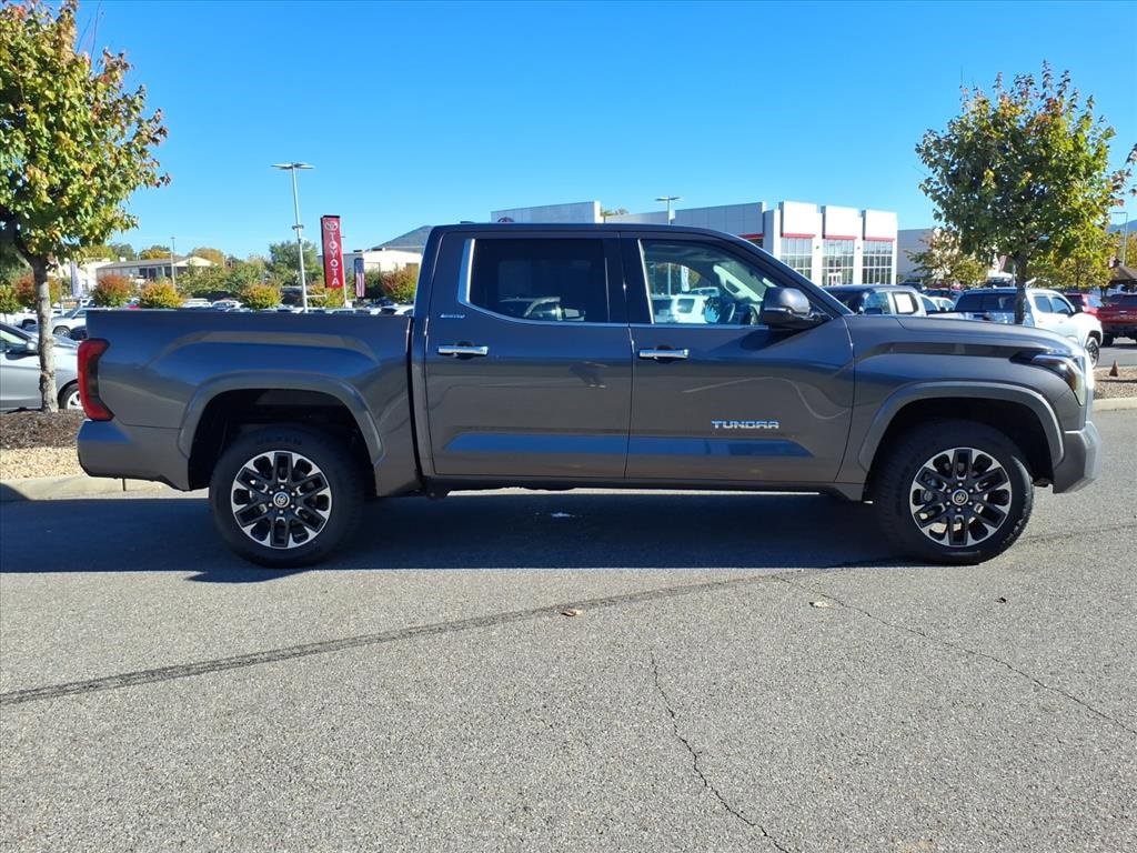 Used 2022 Toyota Tundra Limited image 3