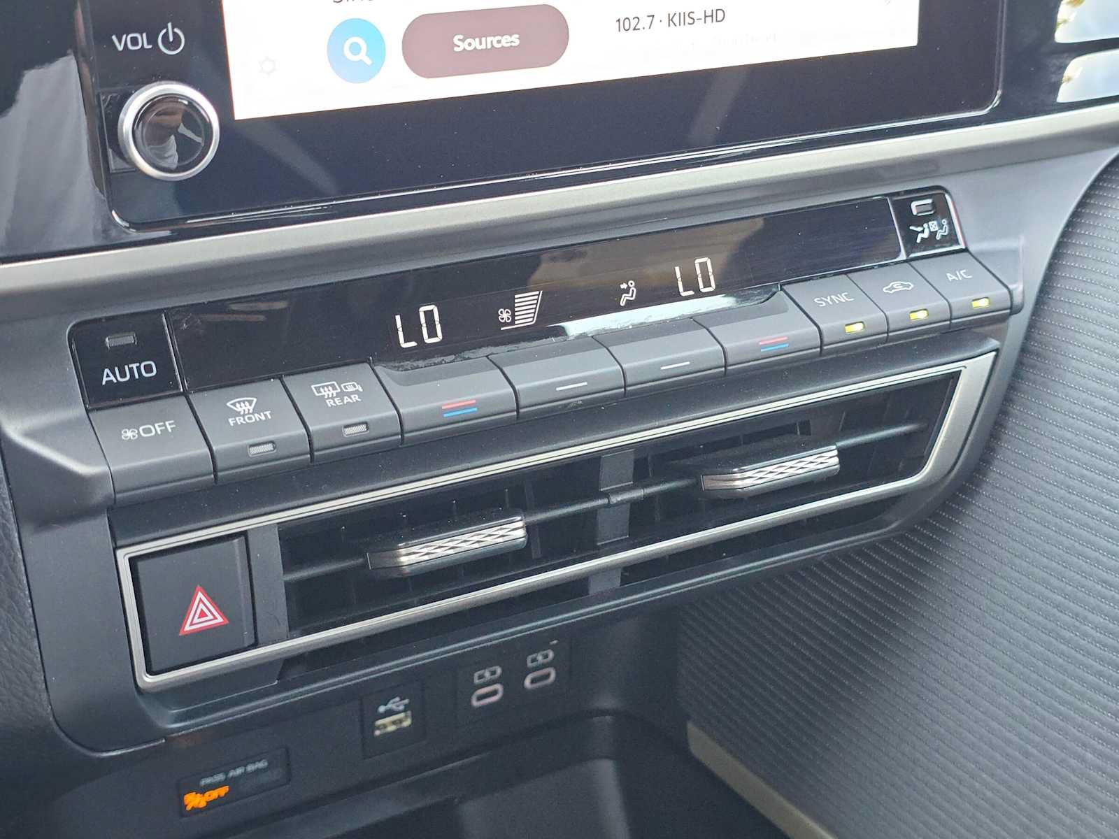 Certified 2026 Toyota Camry SE FWD image 32